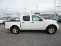 2013 Glacier White Nissan Frontier SV V6 Crew Cab 4x4  photo #8