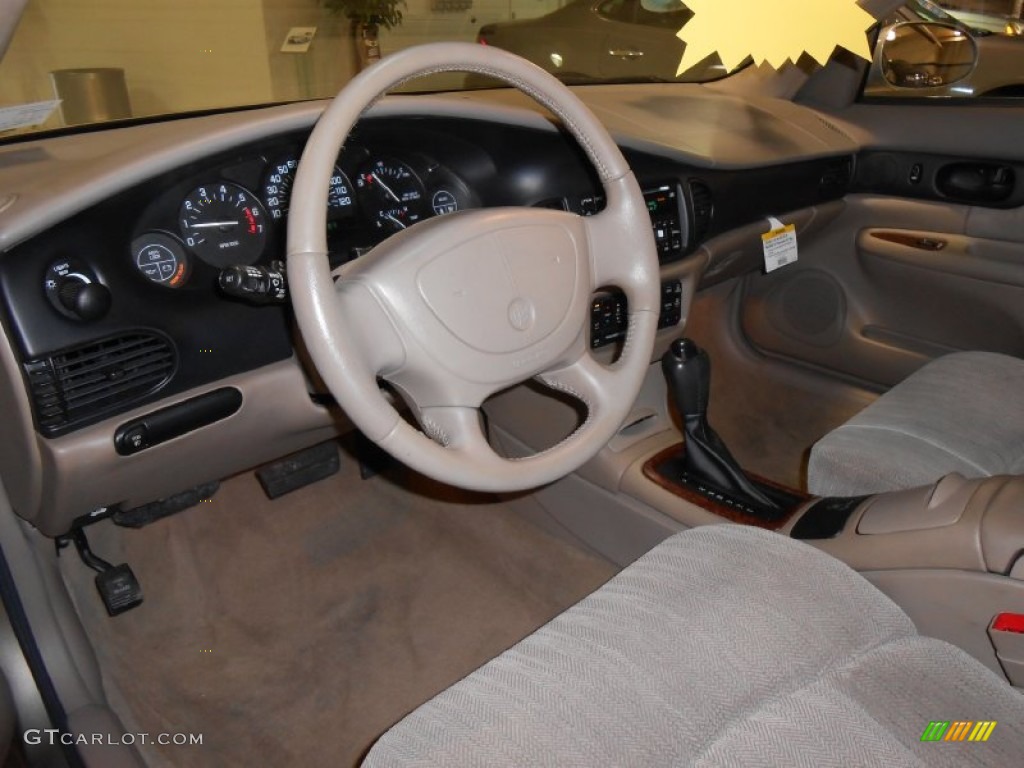 Taupe Interior 2002 Buick Regal LS Photo #79704326