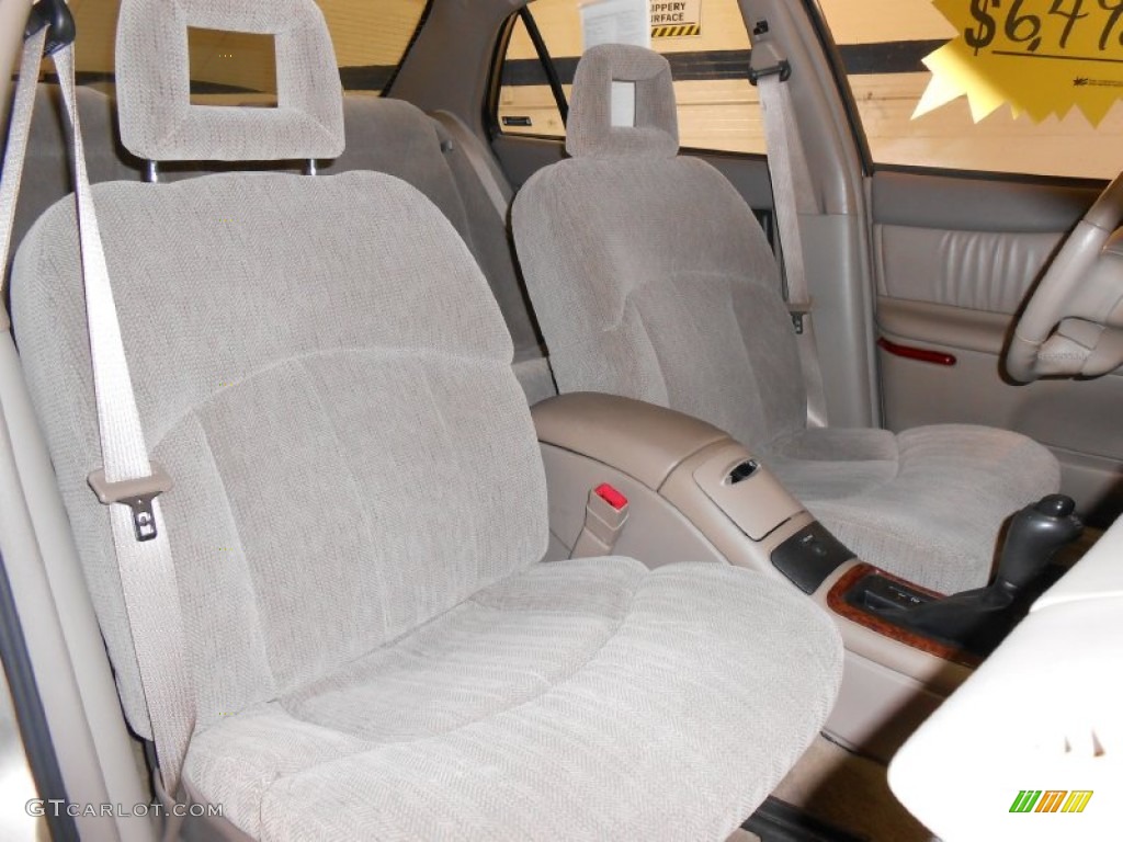 2002 Buick Regal LS Front Seat Photo #79704397