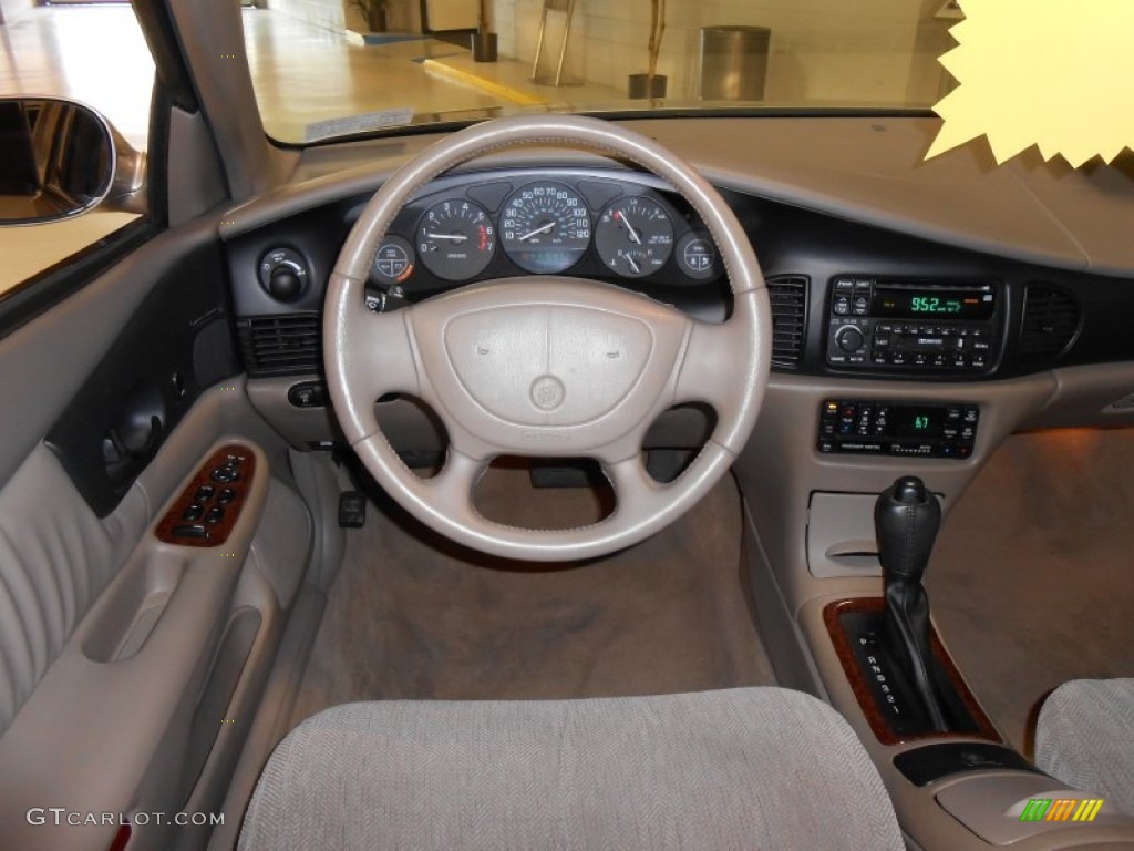 2002 Regal LS - Light Sandrift Metallic / Taupe photo #19