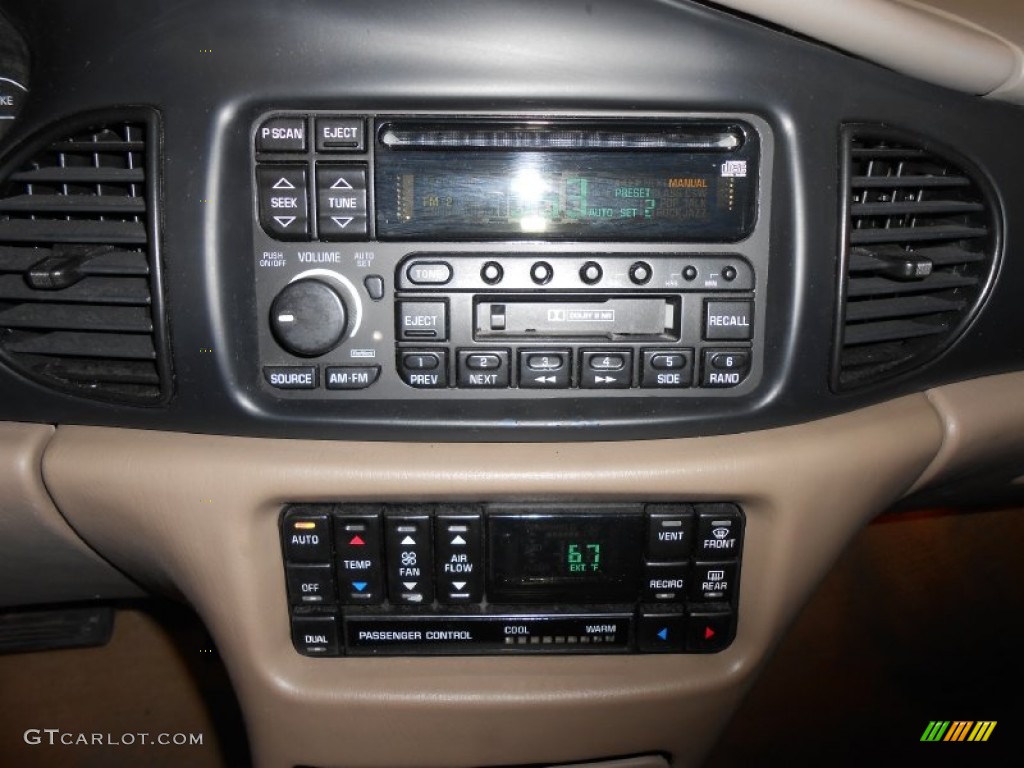 2002 Buick Regal LS Controls Photo #79704535