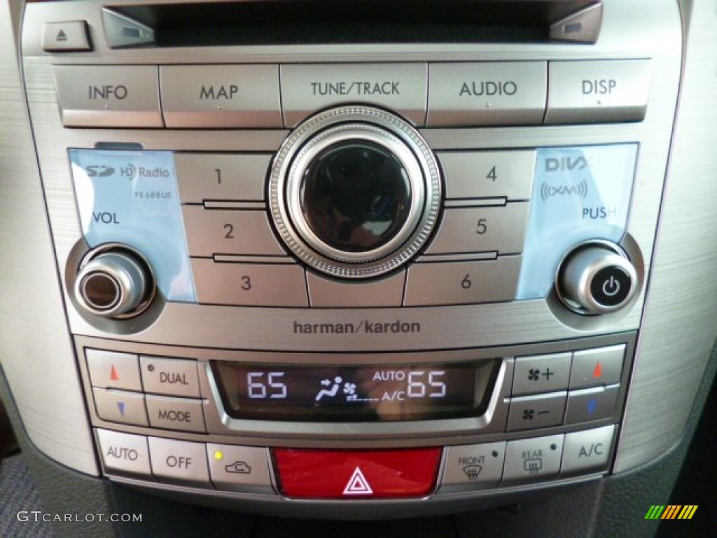 2013 Subaru Outback 3.6R Limited Controls Photos