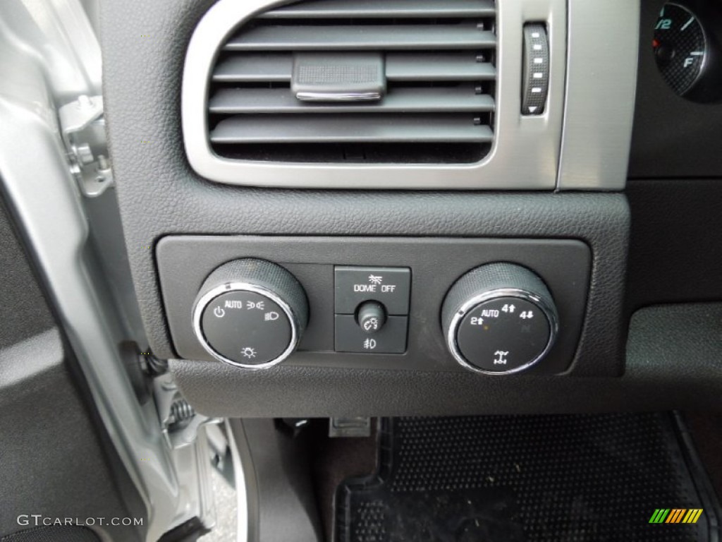 2012 GMC Sierra 1500 SLE Crew Cab 4x4 Controls Photo #79706506