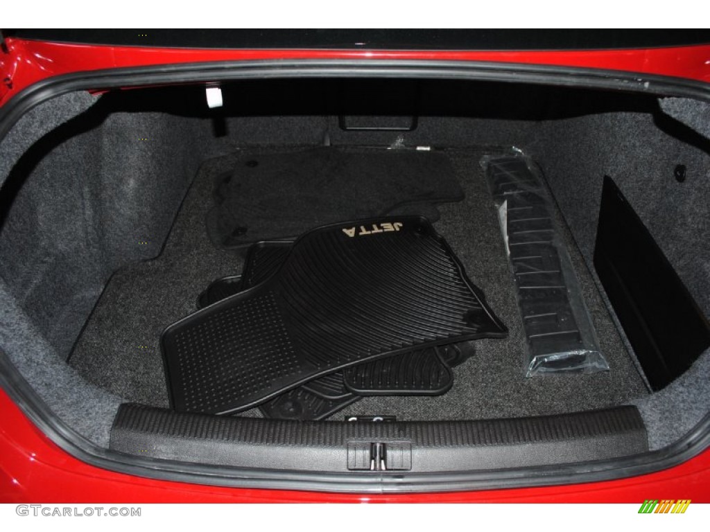 2010 Jetta Limited Edition Sedan - Salsa Red / Titan Black photo #35