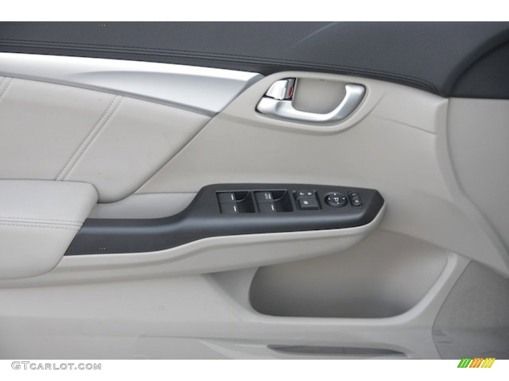 2013 Honda Civic Hybrid-L Sedan Controls Photo #79710253