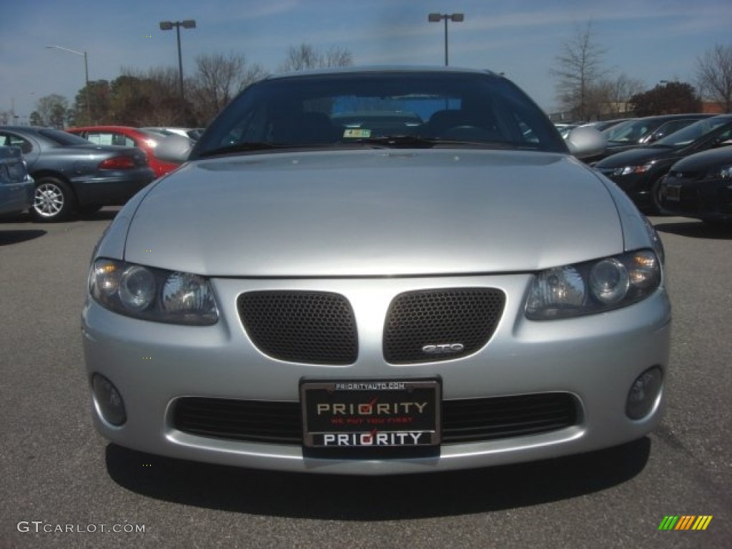 2004 GTO Coupe - Quicksilver Metallic / Black photo #8