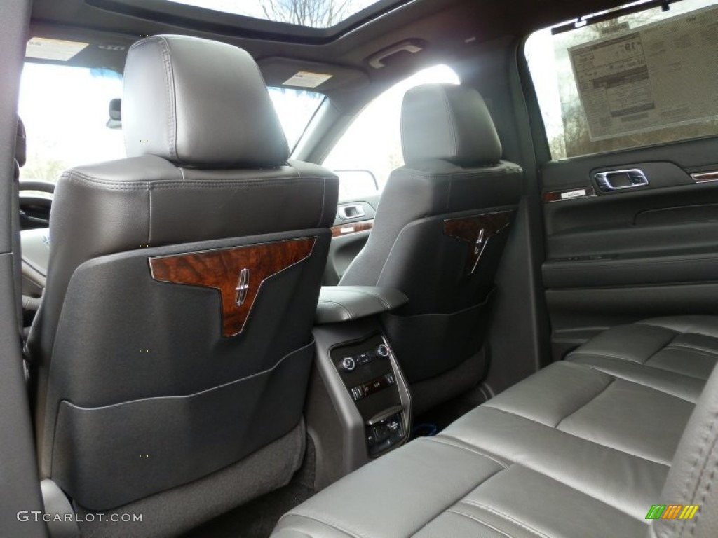 2013 Lincoln MKT Town Car Livery AWD Interior Color Photos