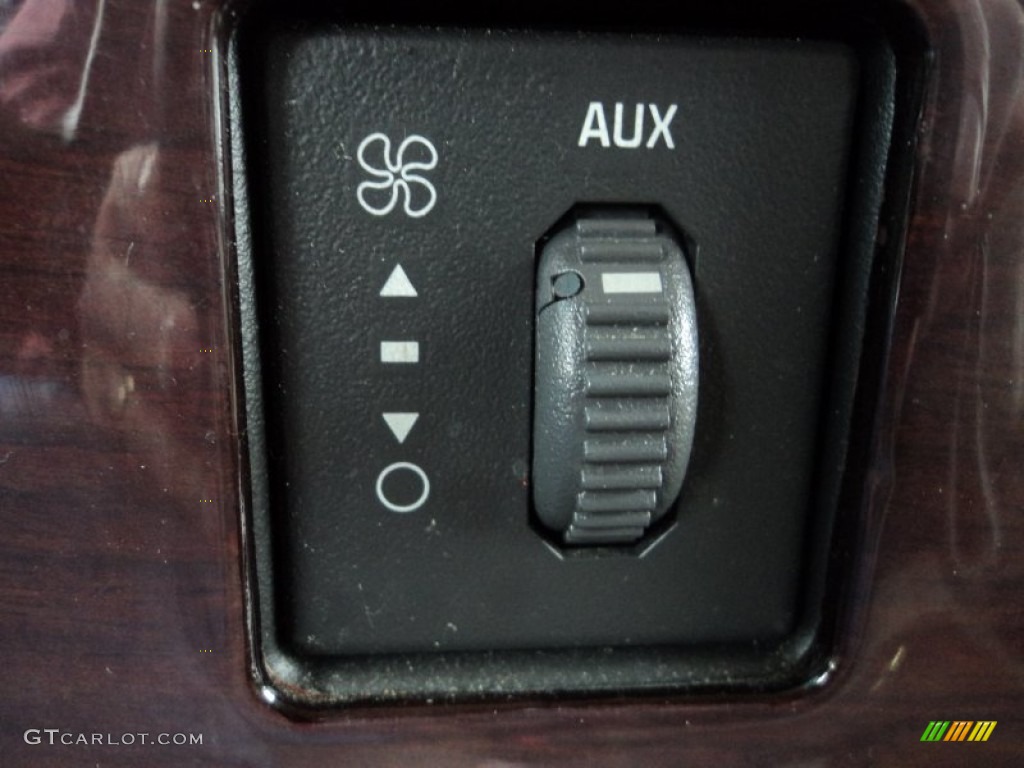 2003 Savana Van 1500 Passenger Conversion - Onyx Black / Neutral photo #13