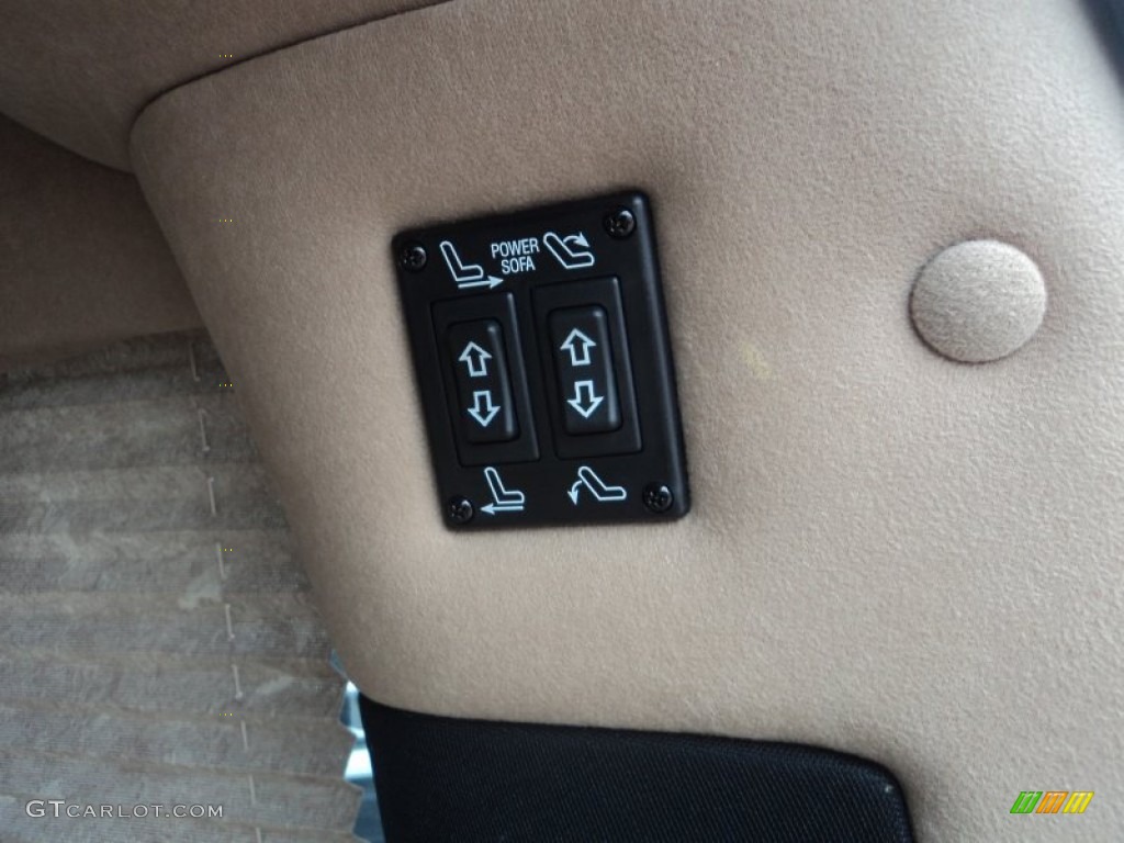 2003 Savana Van 1500 Passenger Conversion - Onyx Black / Neutral photo #26