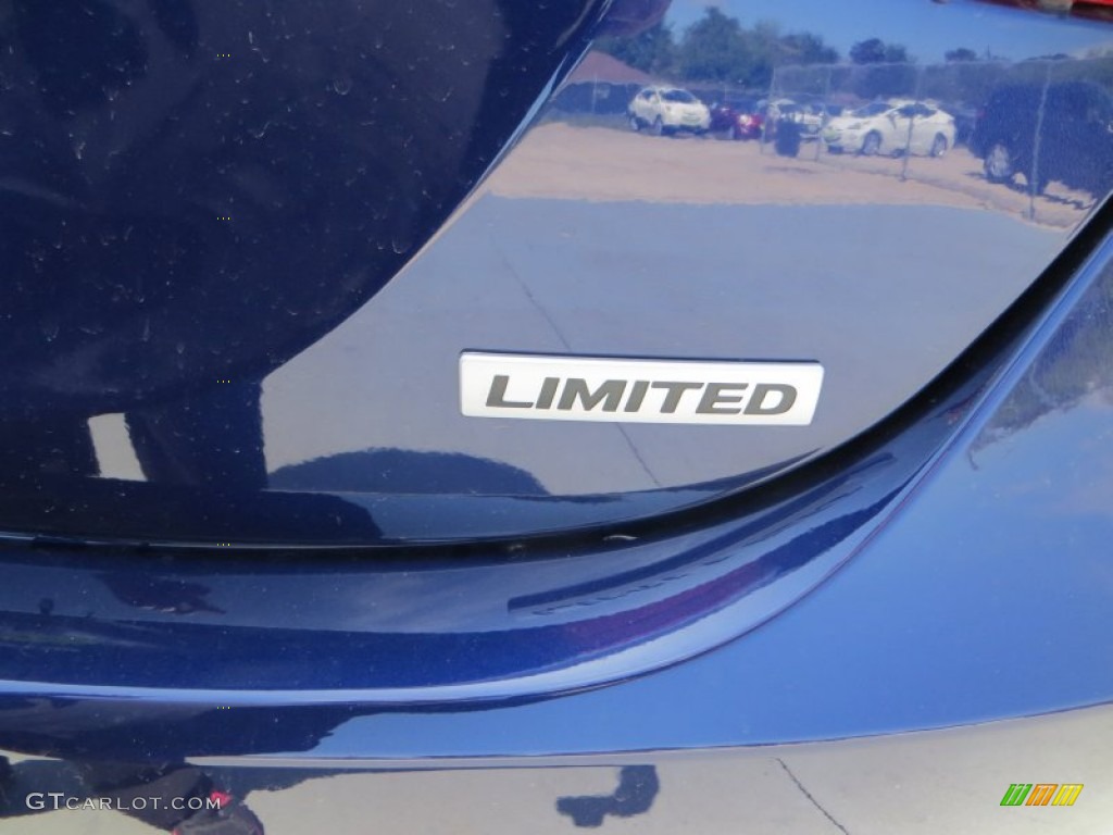 2013 Elantra Limited - Indigo Night / Gray photo #7