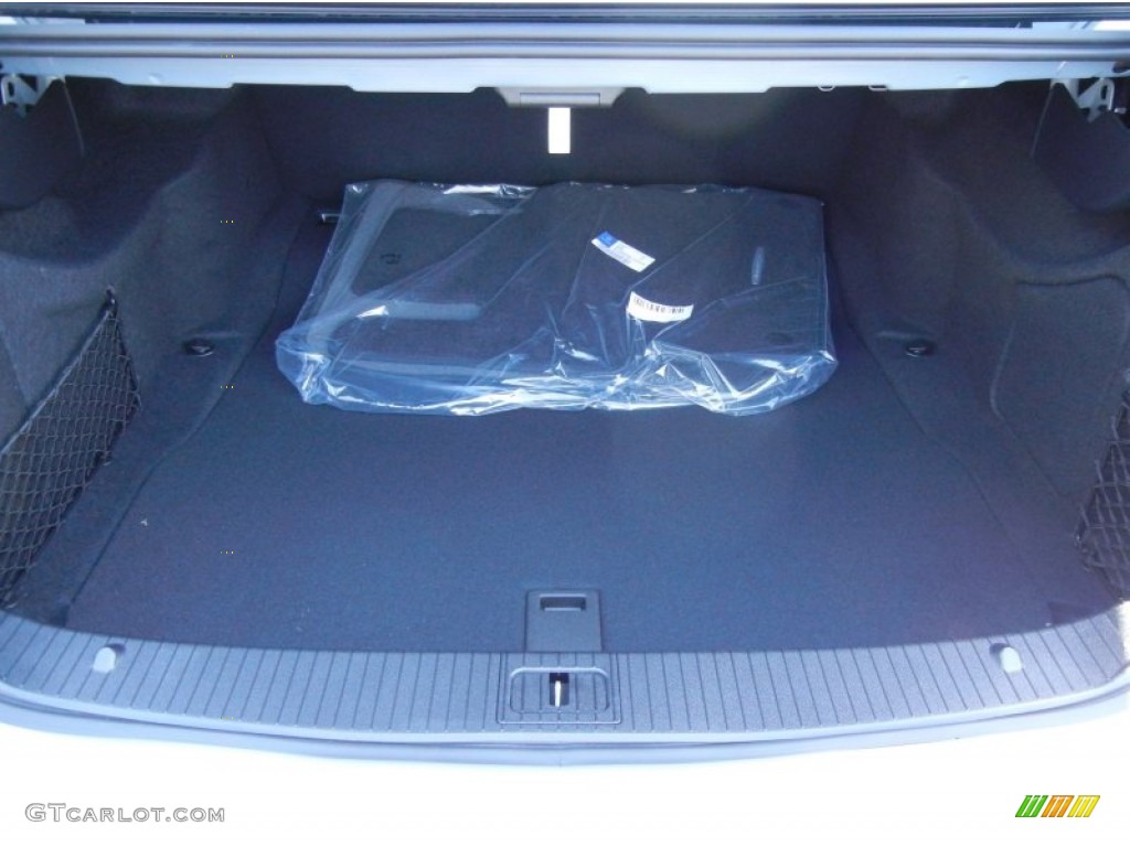 2013 Mercedes-Benz E 350 Sedan Trunk Photo #79719104
