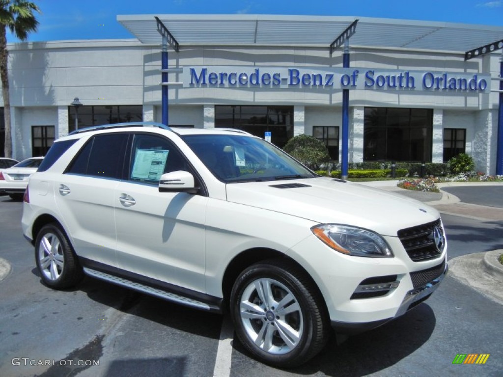 2013 ML 350 BlueTEC 4Matic - Diamond White Metallic / Almond Beige photo #1