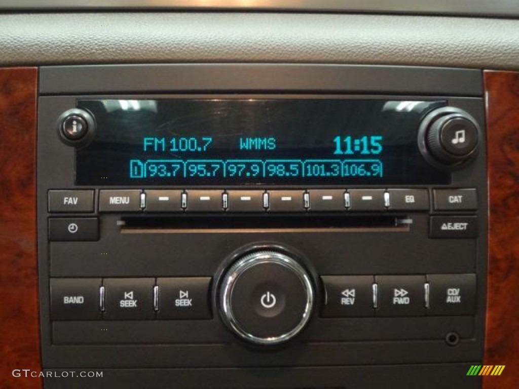 2009 Chevrolet Silverado 1500 LTZ Crew Cab 4x4 Controls Photo #79720233