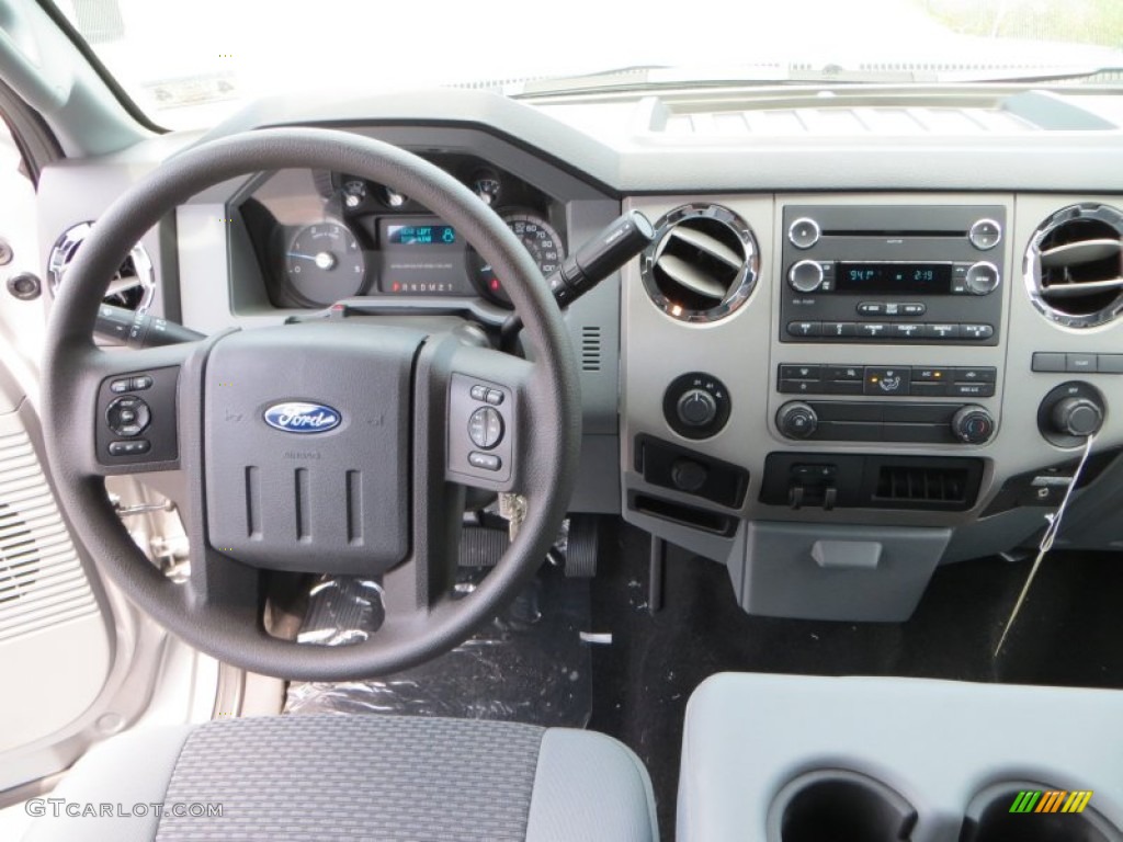 2013 Ford F350 Super Duty XLT Crew Cab 4x4 Dually Dashboard Photos