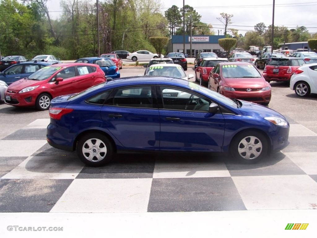 2012 Focus S Sedan - Sonic Blue Metallic / Charcoal Black photo #3