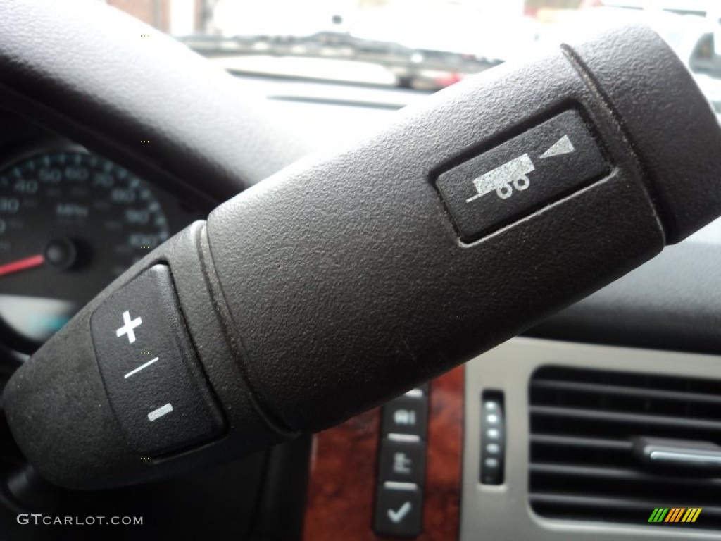 2009 Suburban LT 4x4 - Dark Blue Metallic / Ebony photo #15