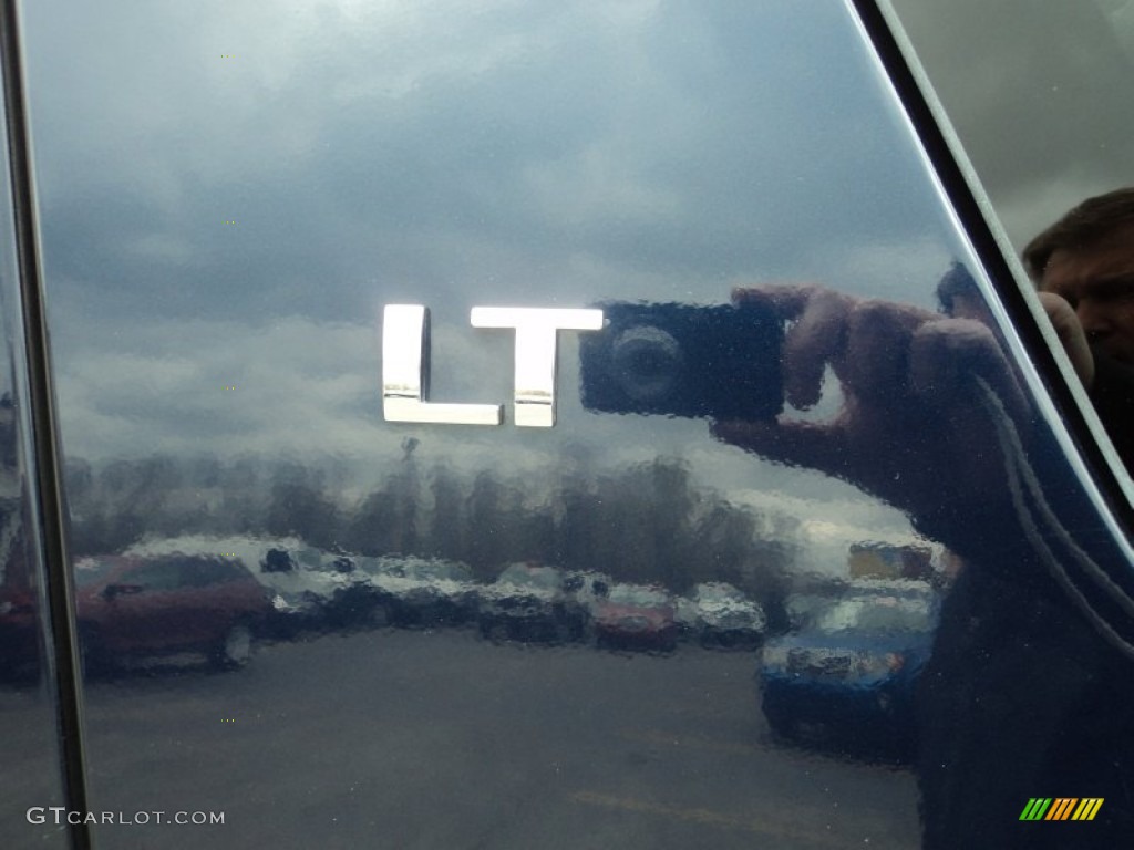 2009 Suburban LT 4x4 - Dark Blue Metallic / Ebony photo #36