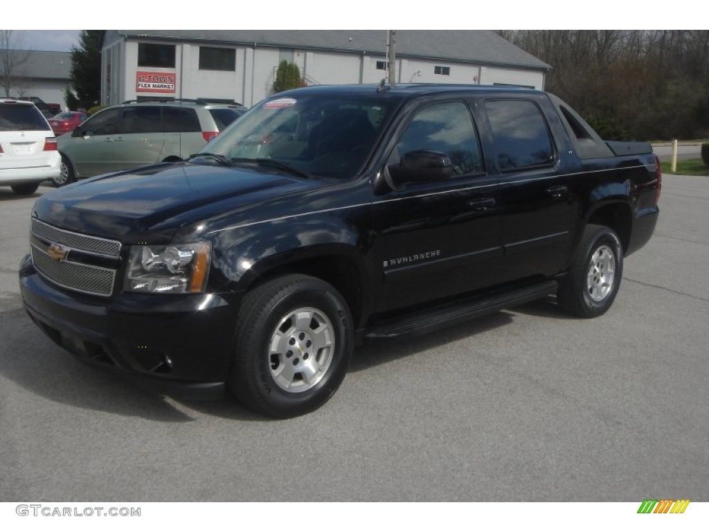 Black Chevrolet Avalanche