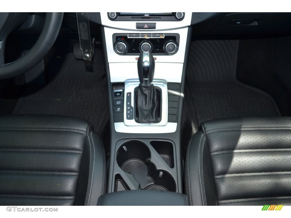 2012 CC Sport - Urano Gray Metallic / Black photo #18