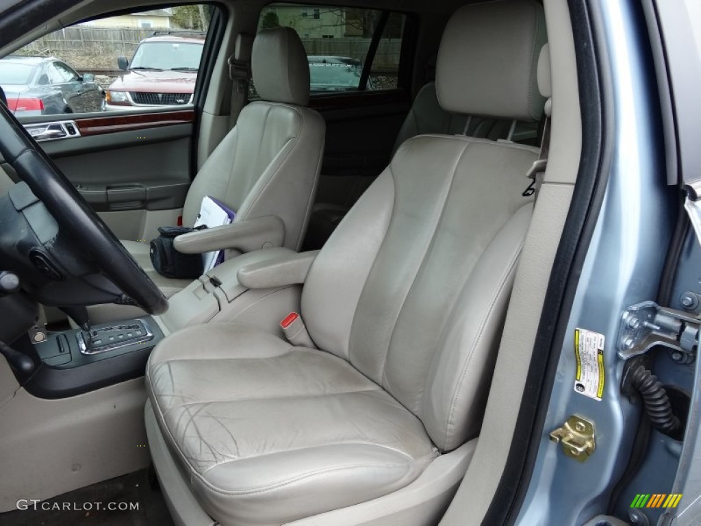 2005 Chrysler Pacifica Touring AWD Front Seat Photos