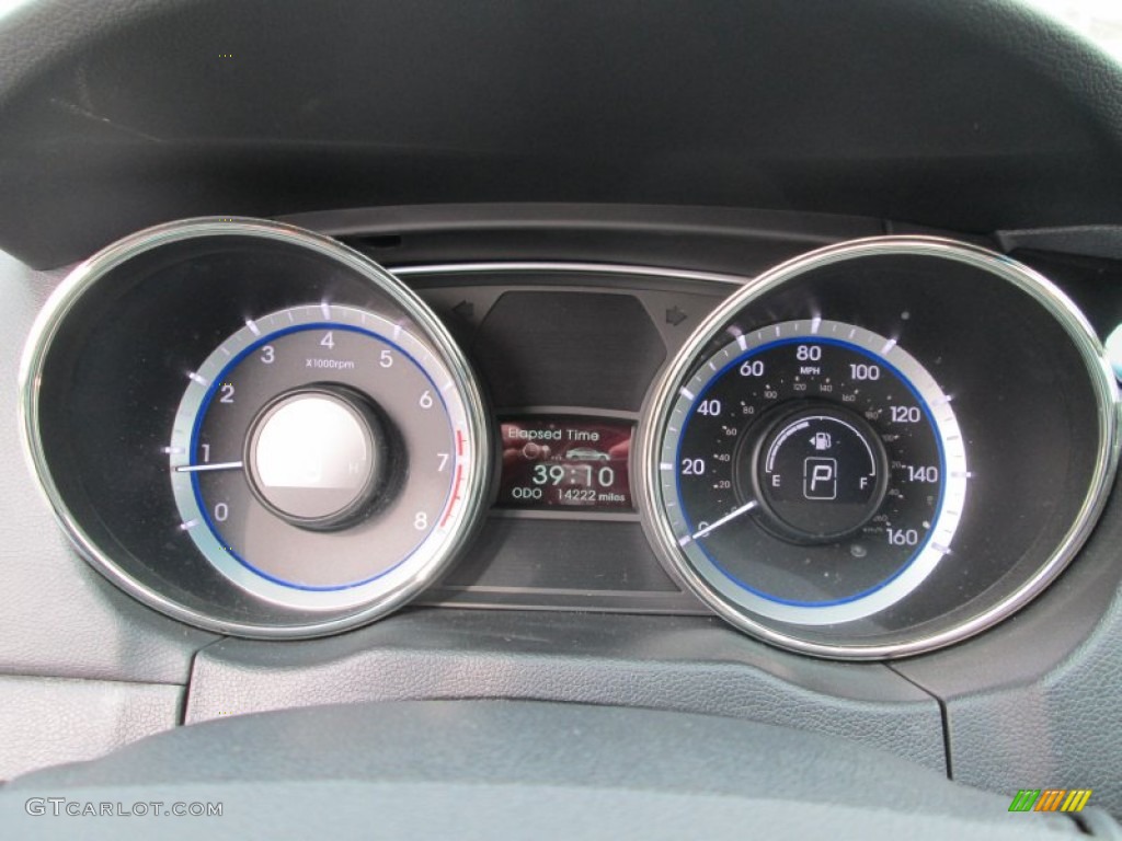 2011 Hyundai Sonata Limited Gauges Photo #79728417