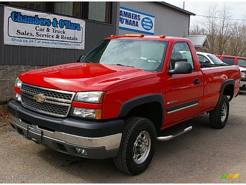 2005 Silverado 2500HD LS Regular Cab 4x4 - Victory Red / Dark Charcoal photo #1