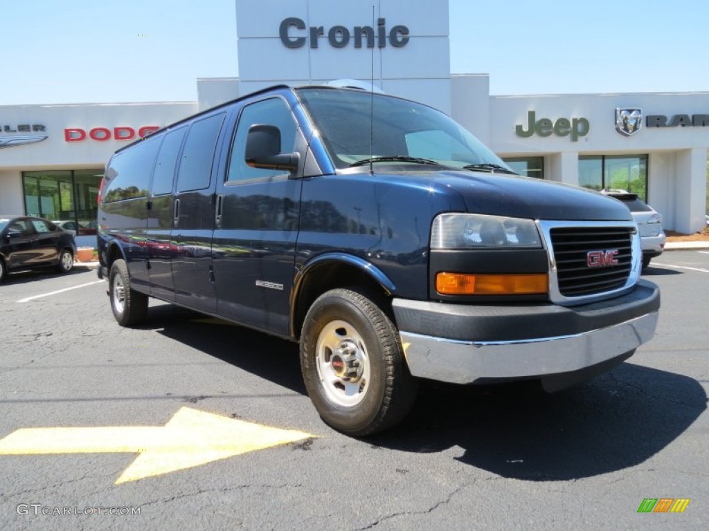 2005 Savana Van 3500 SLE Passenger - Deep Blue Metallic / Medium Pewter photo #1