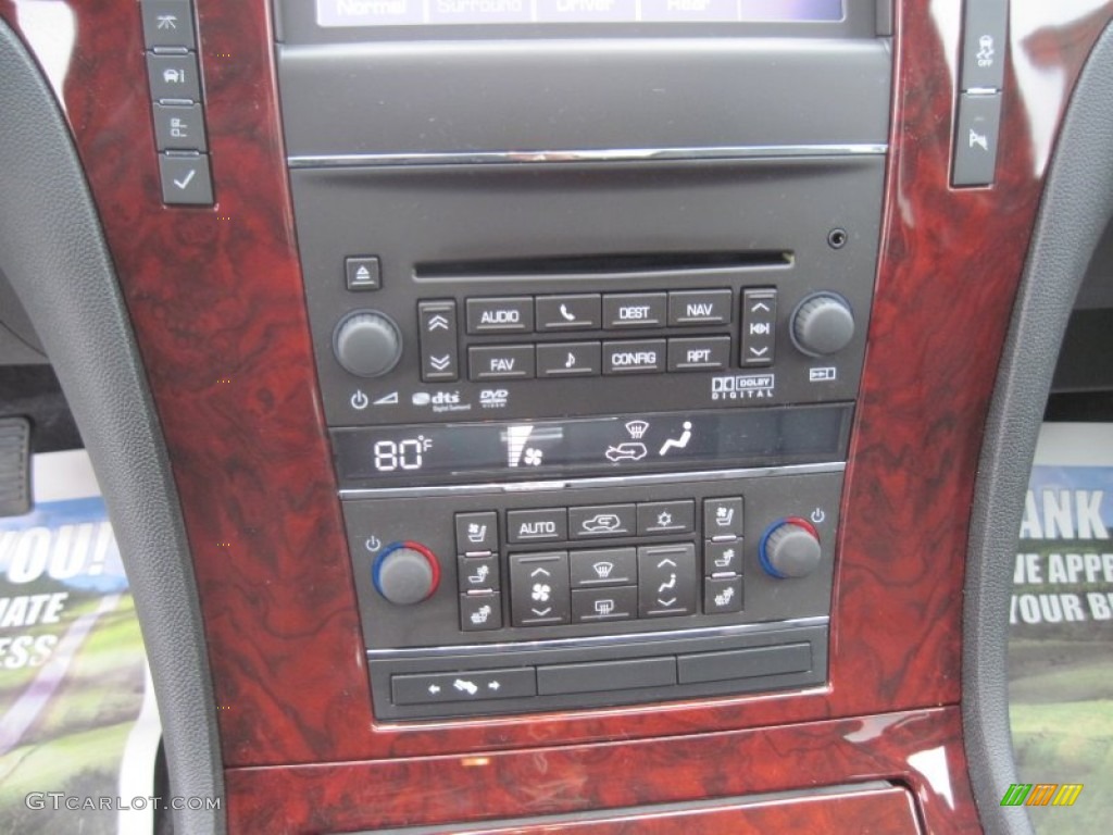 2013 Cadillac Escalade EXT Luxury AWD Controls Photo #79734651