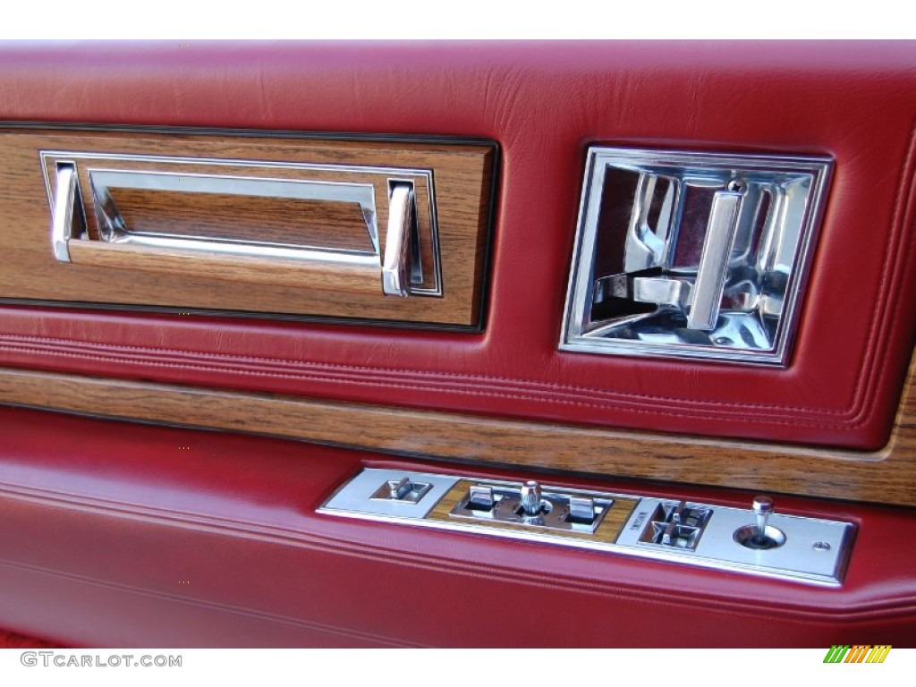 1985 Cadillac Eldorado Biarritz Coupe Controls Photo #79735504