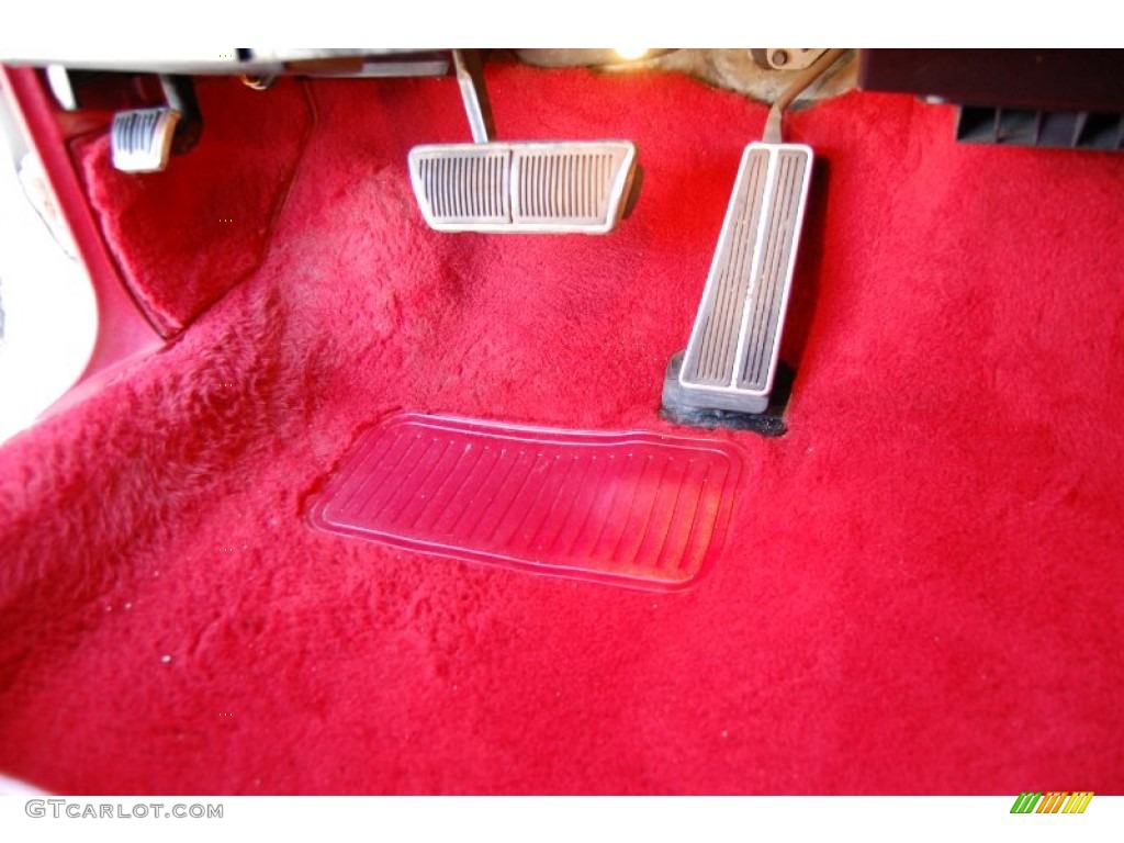 1985 Cadillac Eldorado Biarritz Coupe Controls Photo #79735574