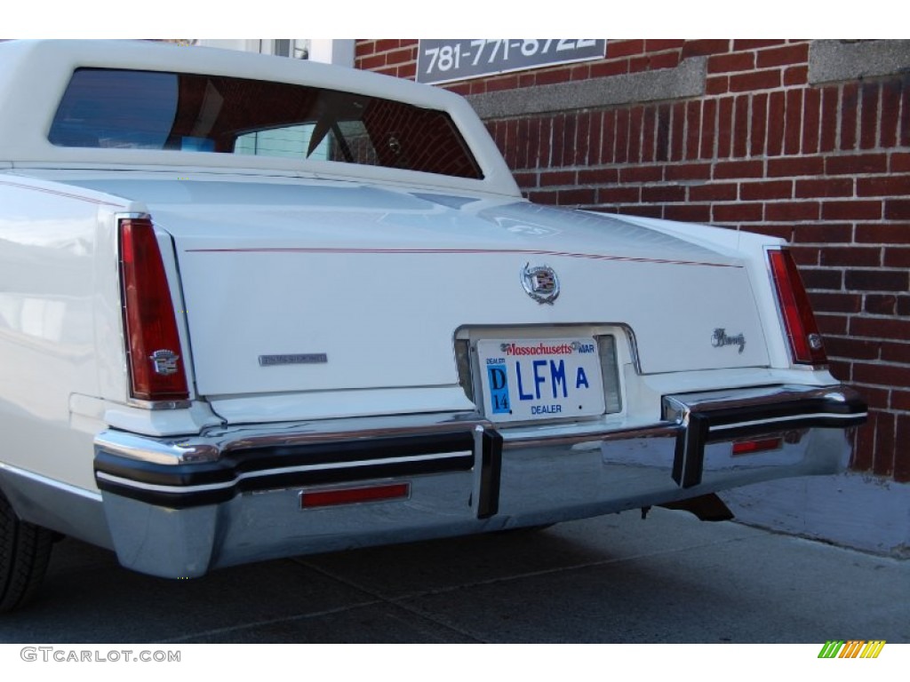 1985 Eldorado Biarritz Coupe - White / Carmine Red photo #44