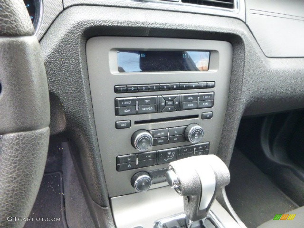 2011 Mustang V6 Coupe - Kona Blue Metallic / Charcoal Black photo #13