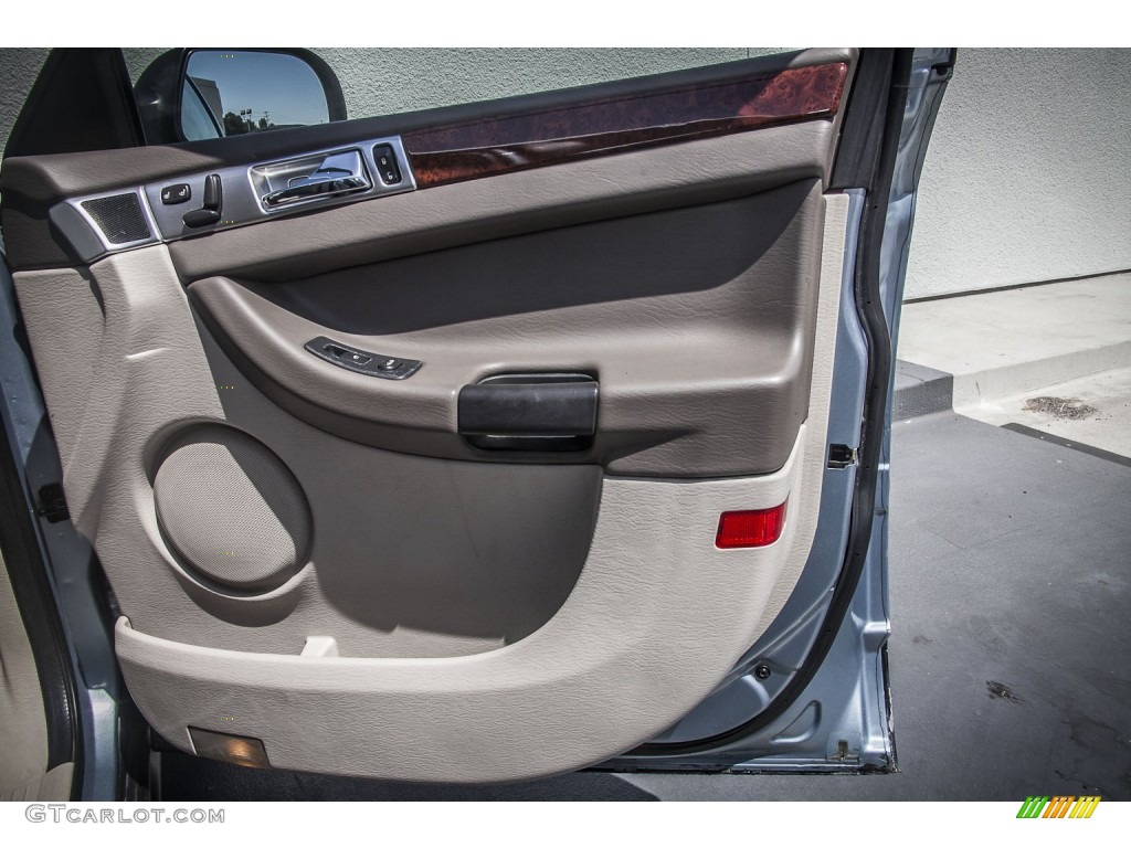 2005 Chrysler Pacifica Touring Light Taupe Door Panel Photo #79736452