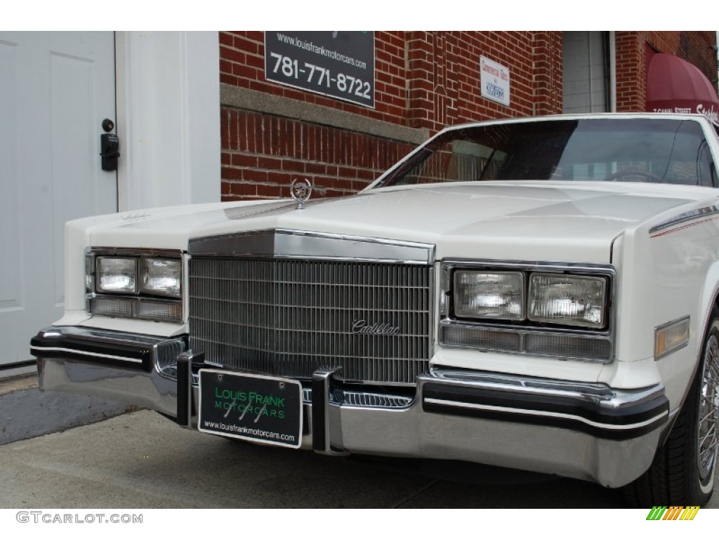 1985 Eldorado Biarritz Coupe - White / Carmine Red photo #100