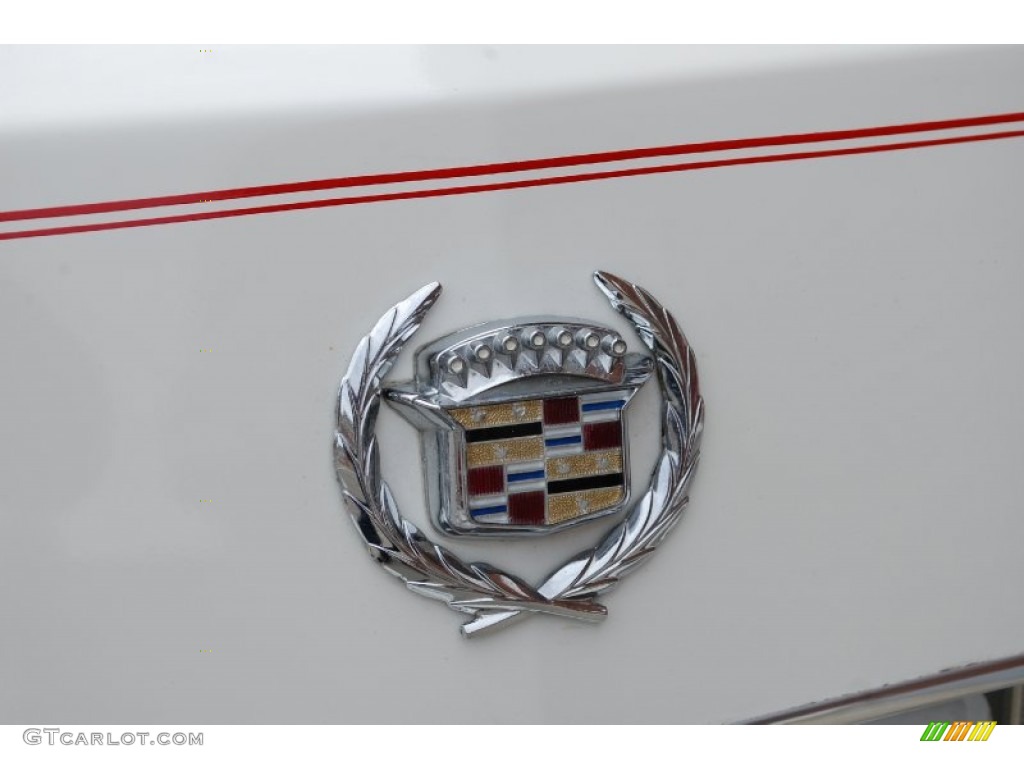 1985 Eldorado Biarritz Coupe - White / Carmine Red photo #104