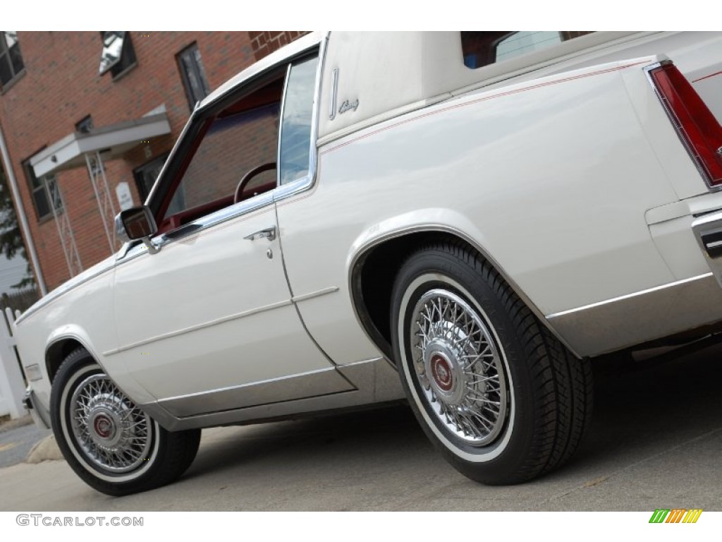 1985 Eldorado Biarritz Coupe - White / Carmine Red photo #111