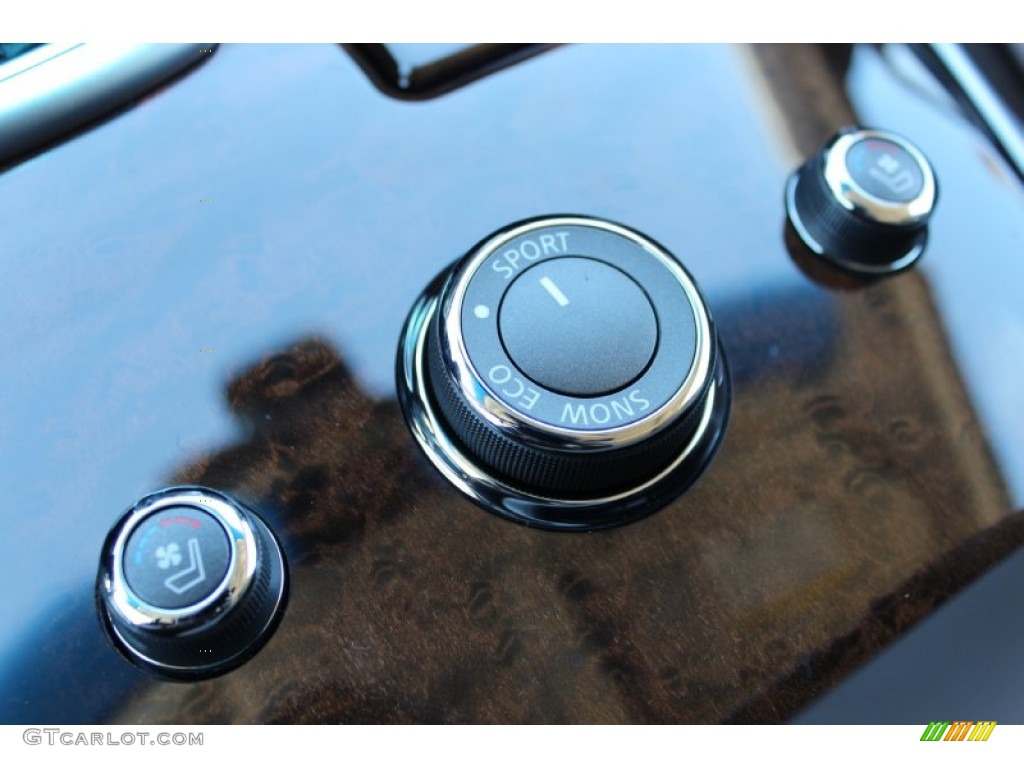 2013 Infiniti JX 35 Controls Photo #79737456