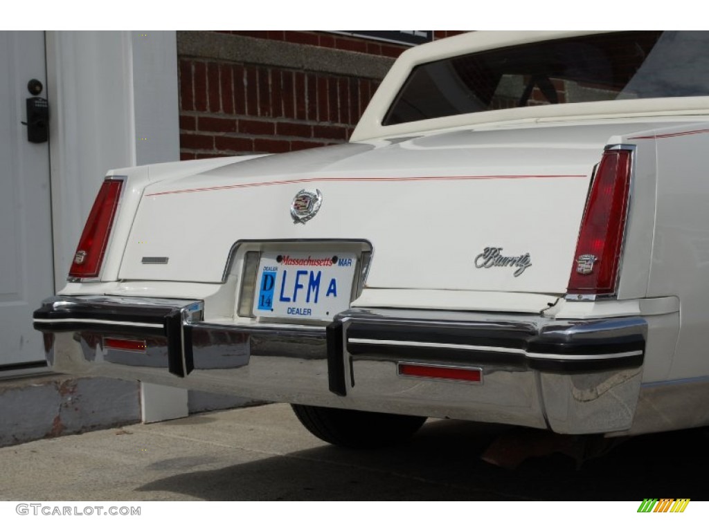 1985 Eldorado Biarritz Coupe - White / Carmine Red photo #143