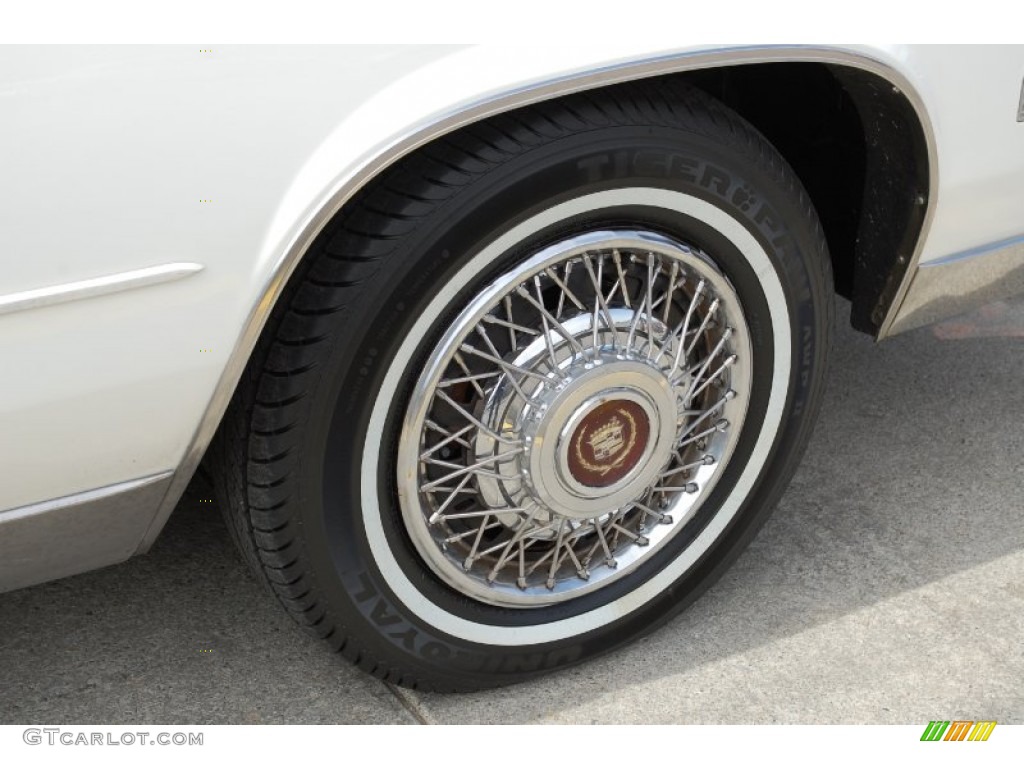 1985 Eldorado Biarritz Coupe - White / Carmine Red photo #148