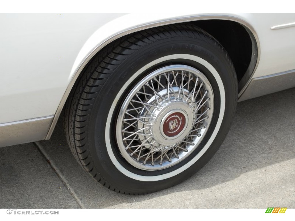 1985 Eldorado Biarritz Coupe - White / Carmine Red photo #149