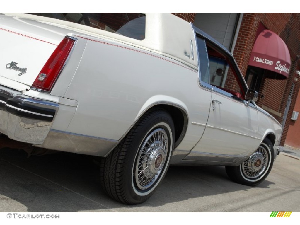 1985 Eldorado Biarritz Coupe - White / Carmine Red photo #158