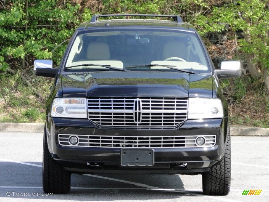 2008 Navigator Luxury - Black / Stone photo #15