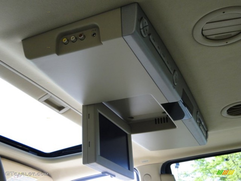 2008 Lincoln Navigator Luxury Entertainment System Photo #79739163