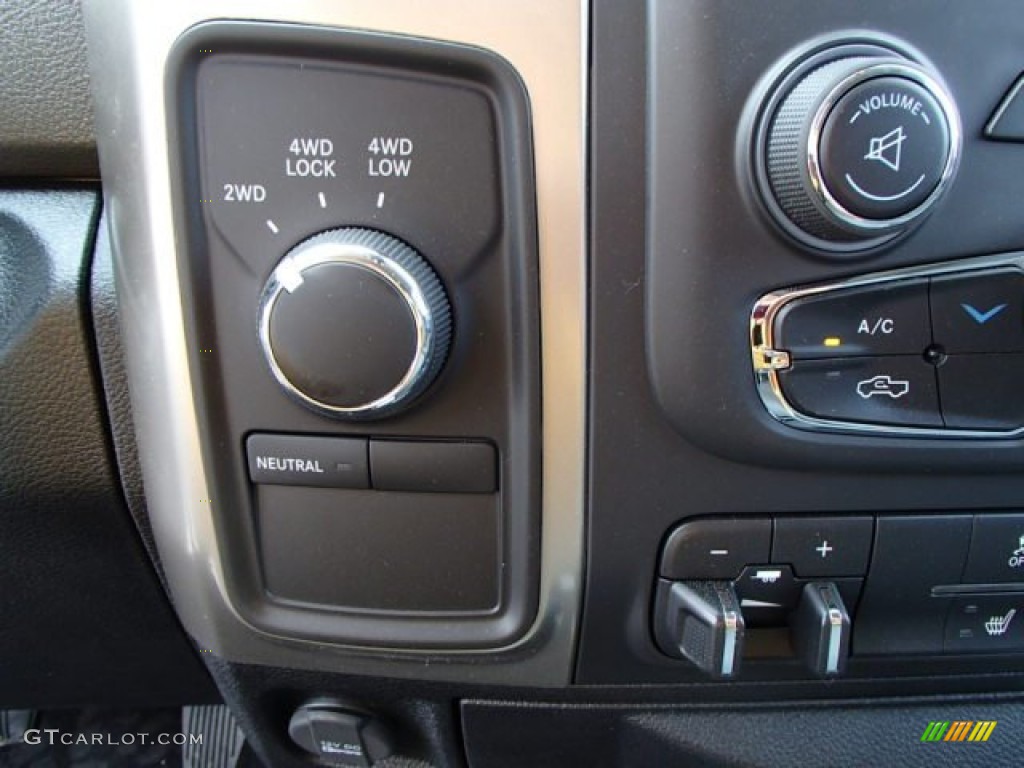 2013 2500 Big Horn Crew Cab 4x4 - True Blue Pearl / Black/Diesel Gray photo #18