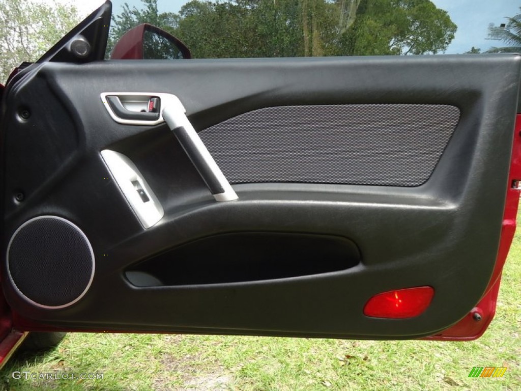 2006 Tiburon Tuscani - Electric Red / Black photo #11