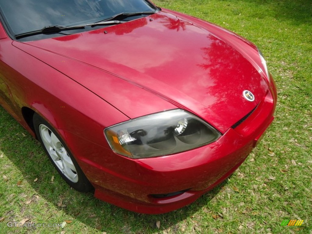 2006 Tiburon Tuscani - Electric Red / Black photo #23