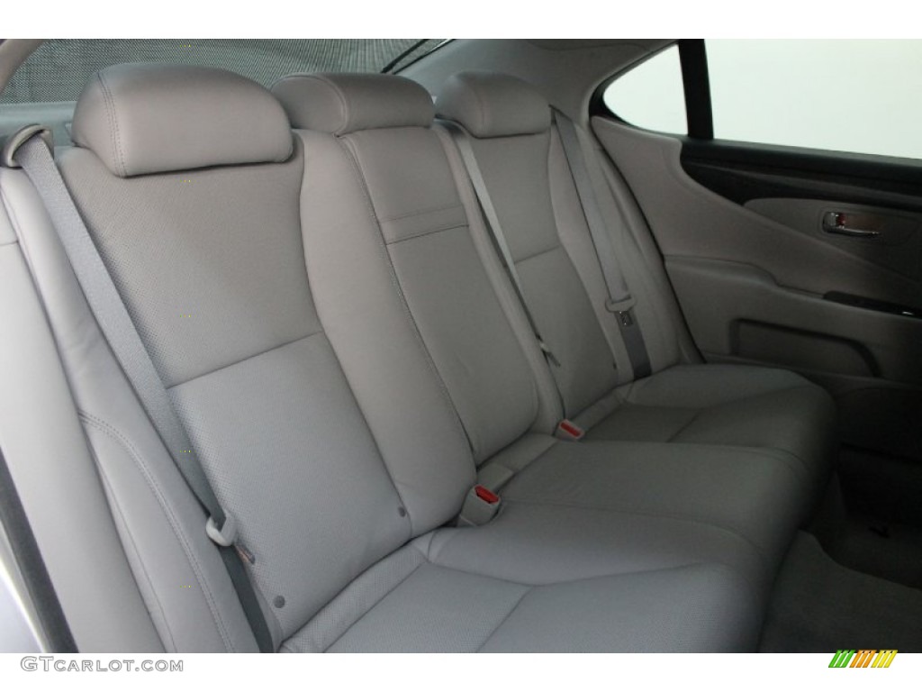 Light Gray Interior 2011 Lexus LS 460 Photo #79744717