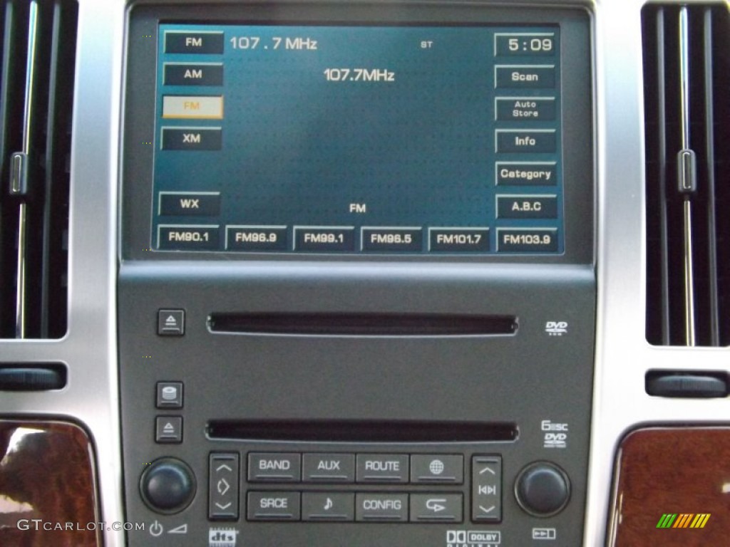 2009 STS V8 - Radiant Silver / Ebony photo #12