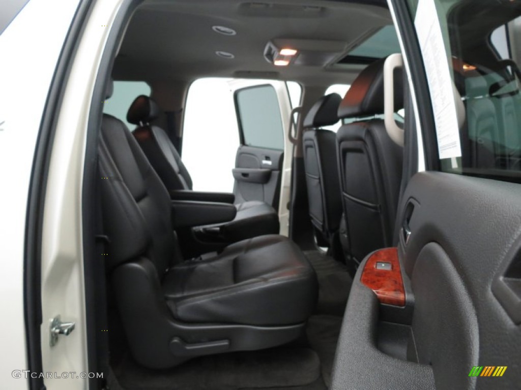 Ebony Interior 2009 Chevrolet Suburban LTZ Photo #79746452