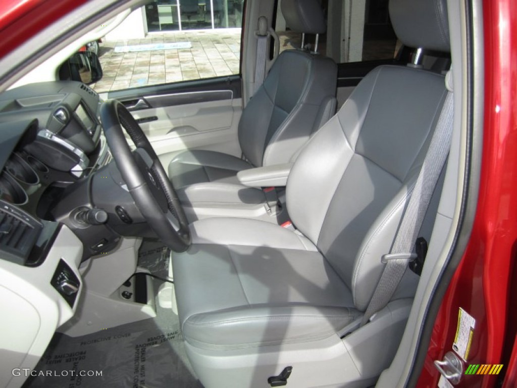 Aero Gray Interior 2010 Volkswagen Routan SE Photo #79746771